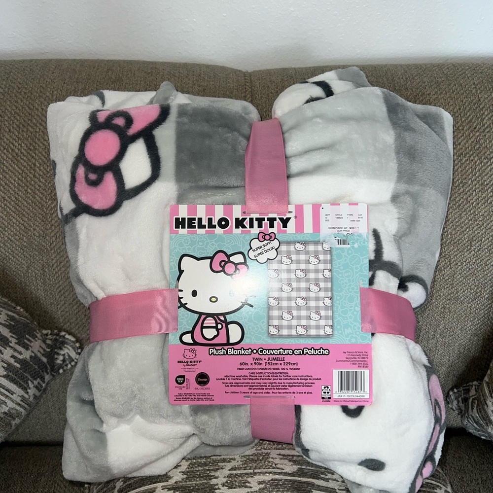 Grey Hello Kitty Blanket